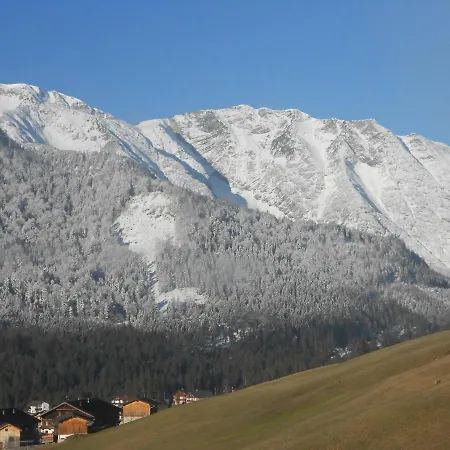 Haus Panorama Bed & Breakfast 3*